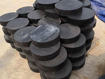 曲阳县板式橡胶支座由若干层橡胶片与薄钢板经加压硫化